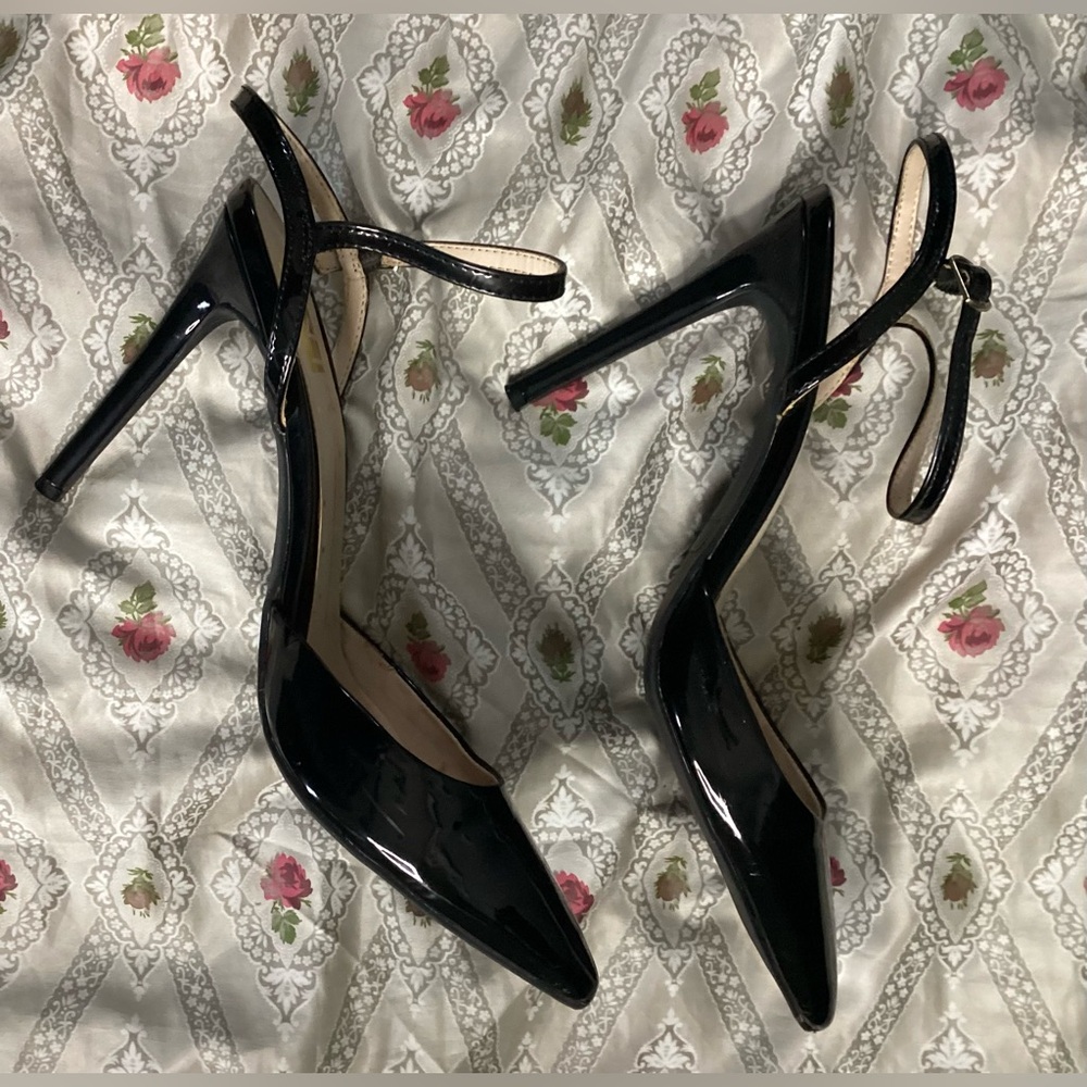 FRH Glossy Black Heels 9 - Picture 5 of 9